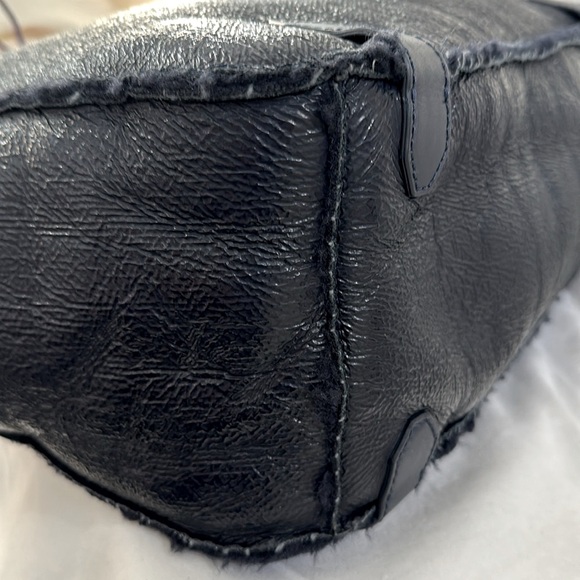 Tory Burch New Shearling Textured Patent Leather & Mini Wallet - Picture 9 of 16